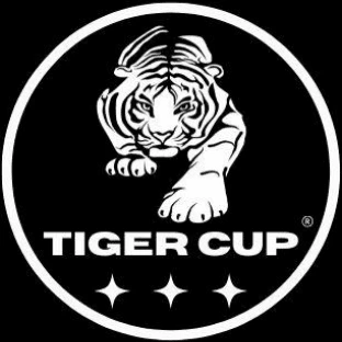 Logo des Tiger Cup mit schwarzem Hintergrund und weißem Tiger.
